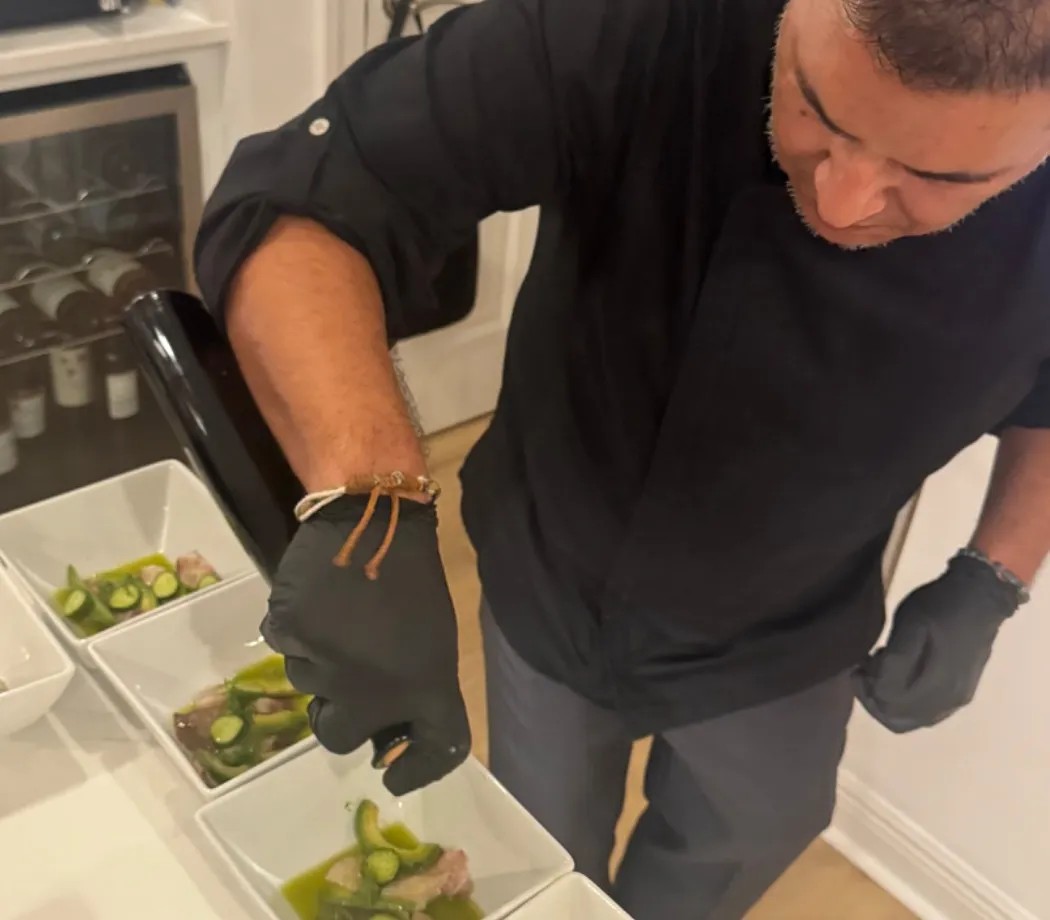 Image alt description