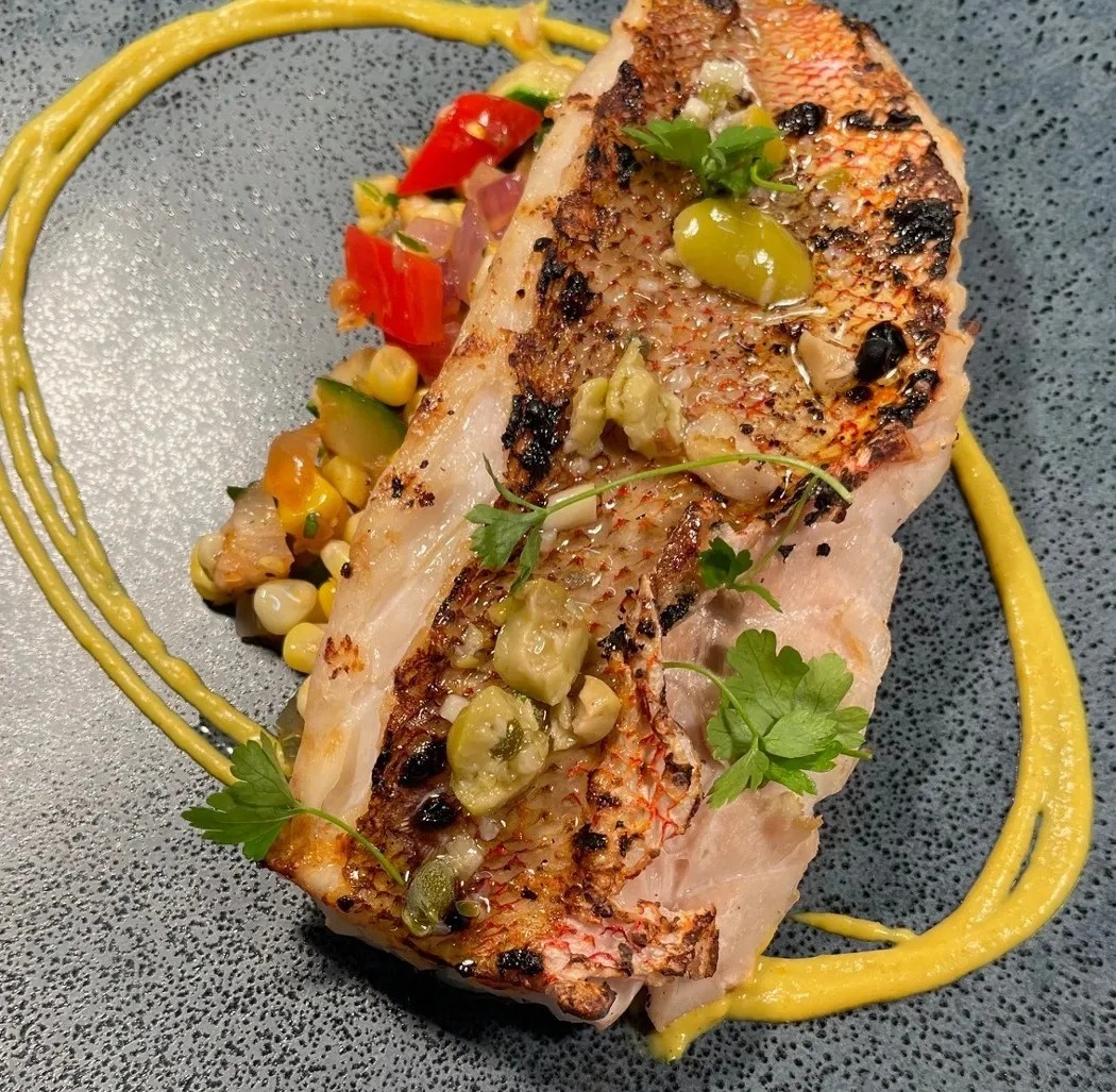 Image alt description