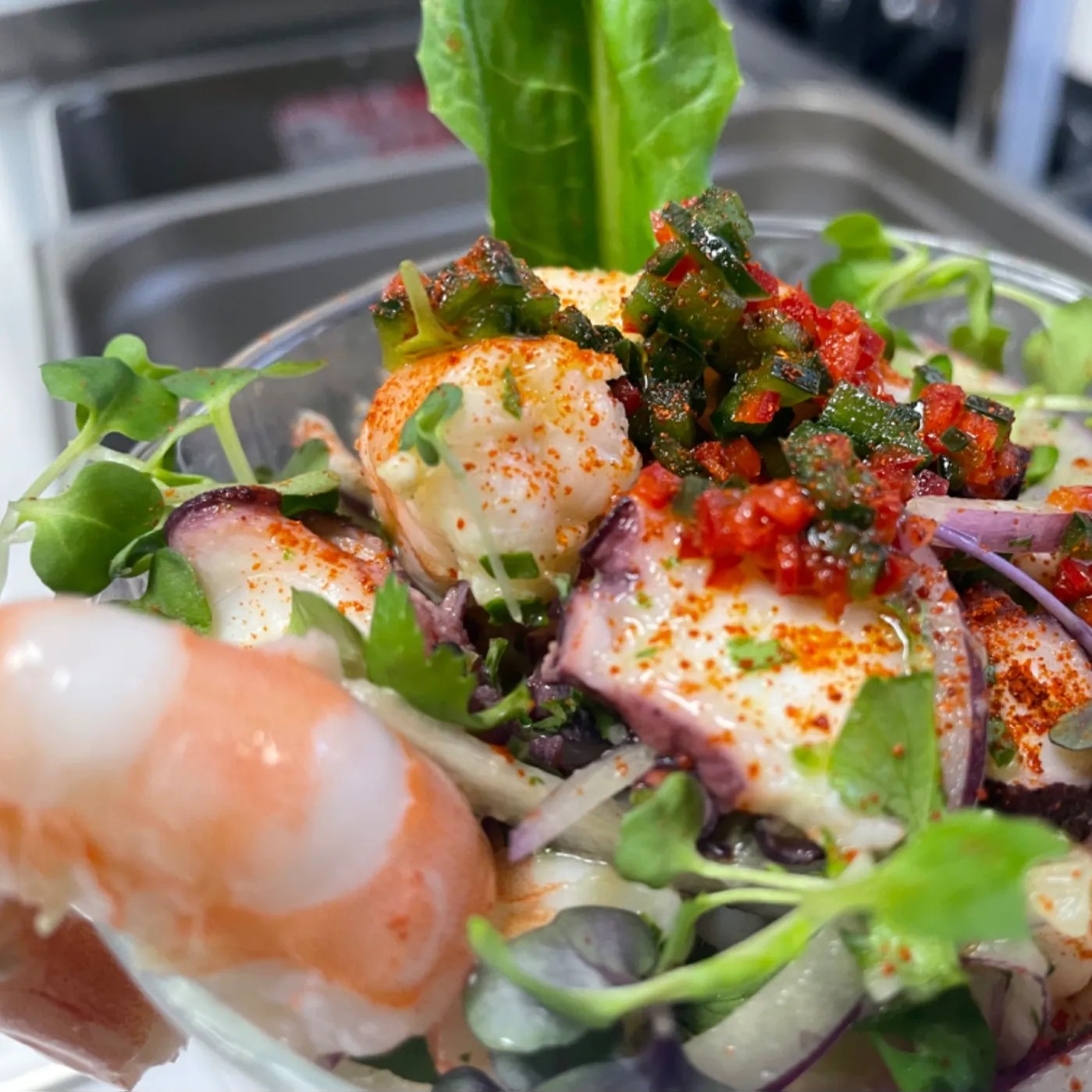 Image alt description