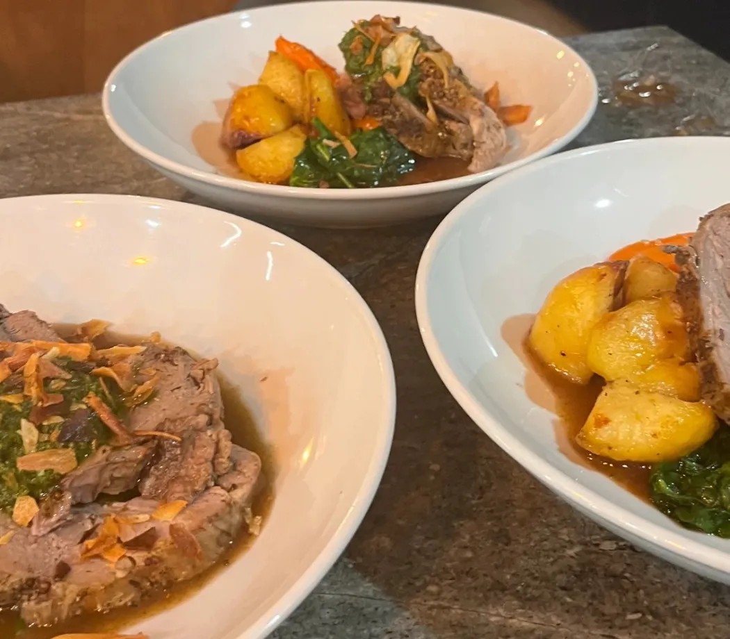 Image alt description