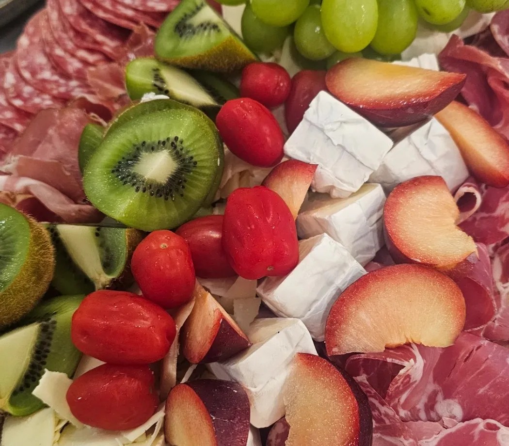 Image alt description