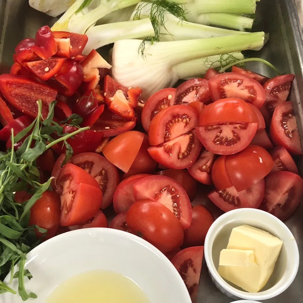 Image alt description