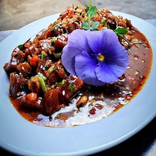 Image alt description