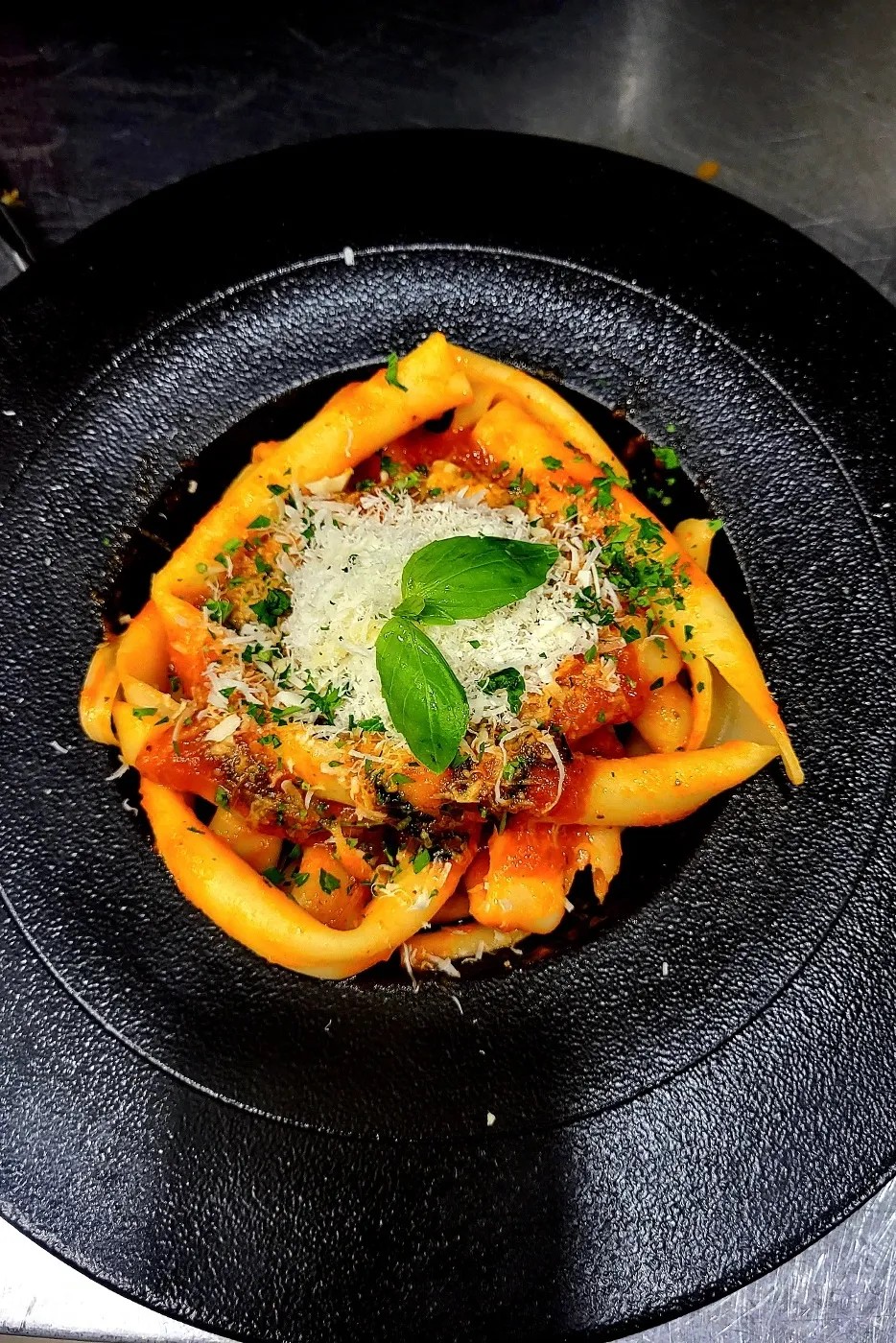 Image alt description