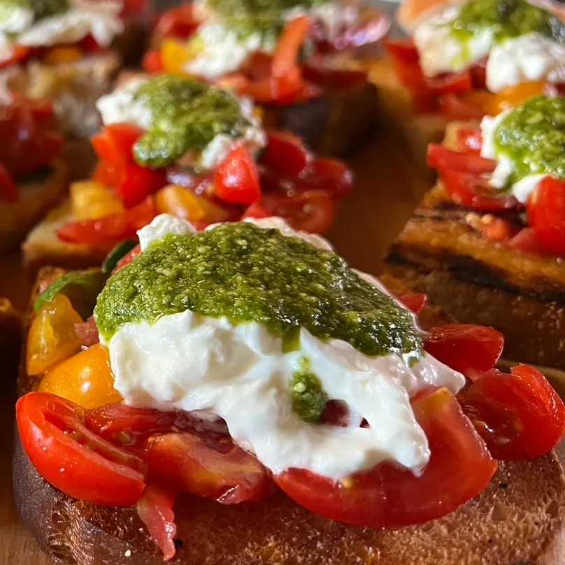 Image alt description