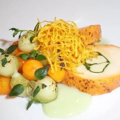 Image alt description