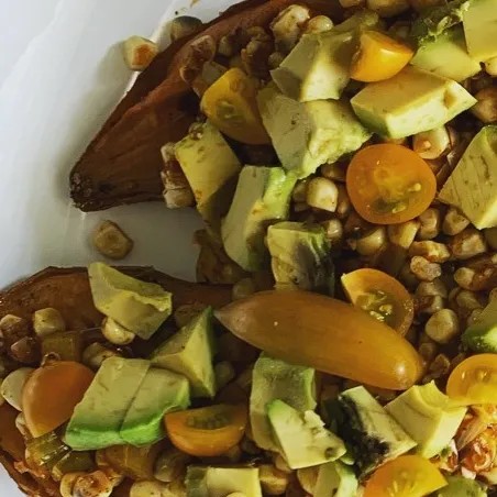 Image alt description