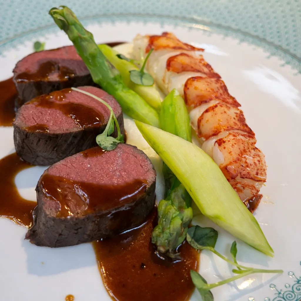 Image alt description