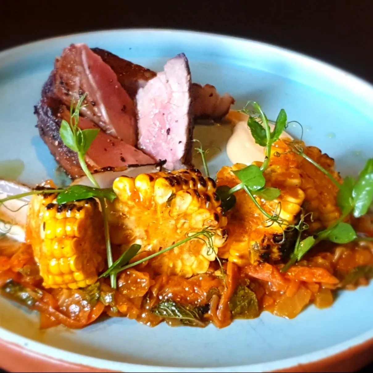 Image alt description