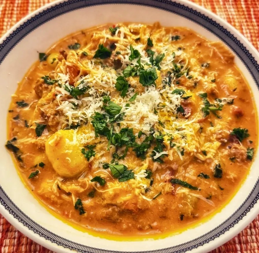 Image alt description