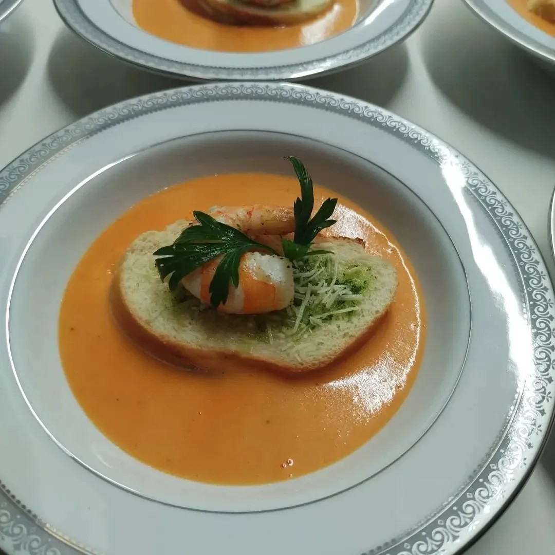 Image alt description