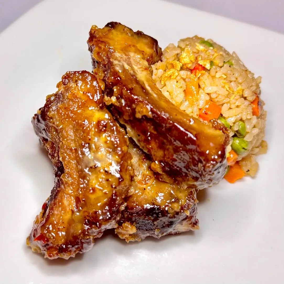 Image alt description