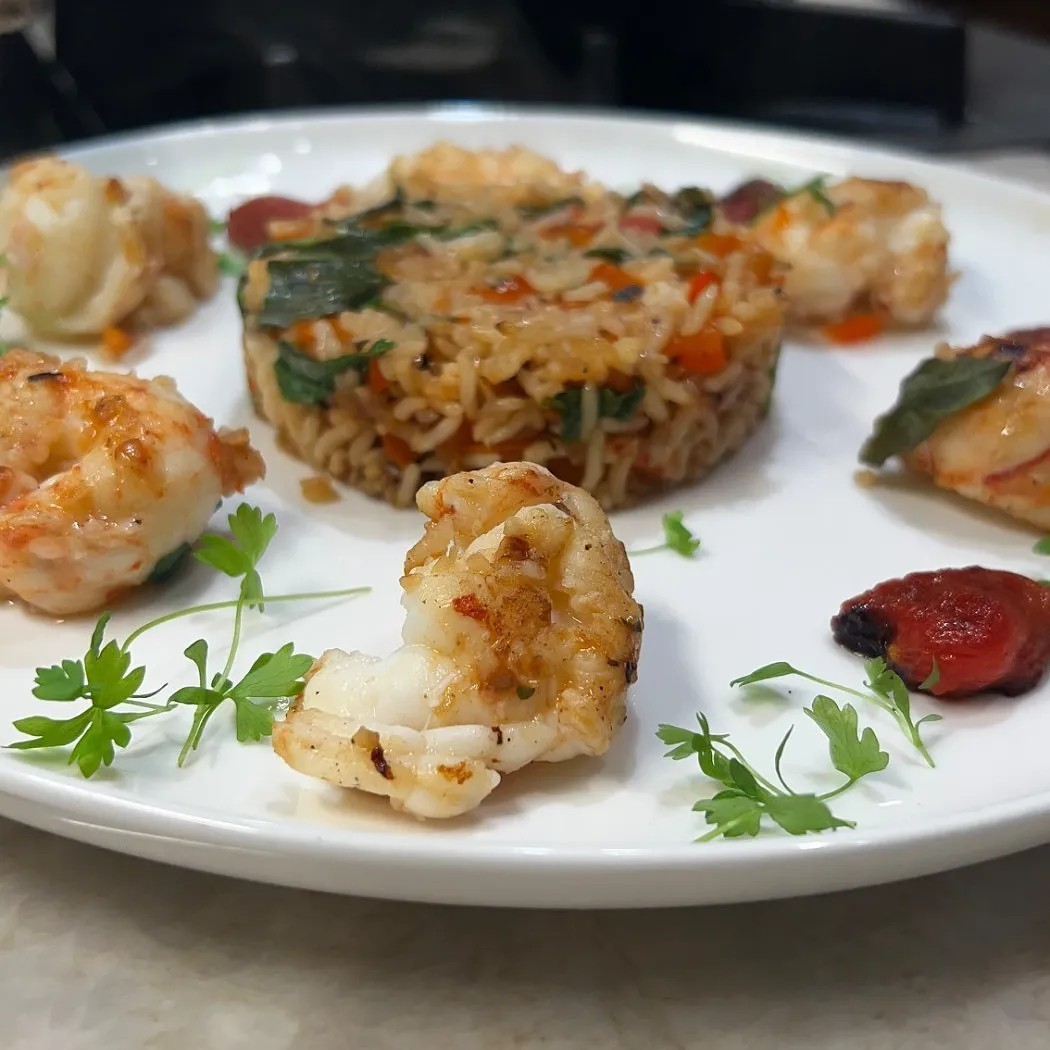 Image alt description