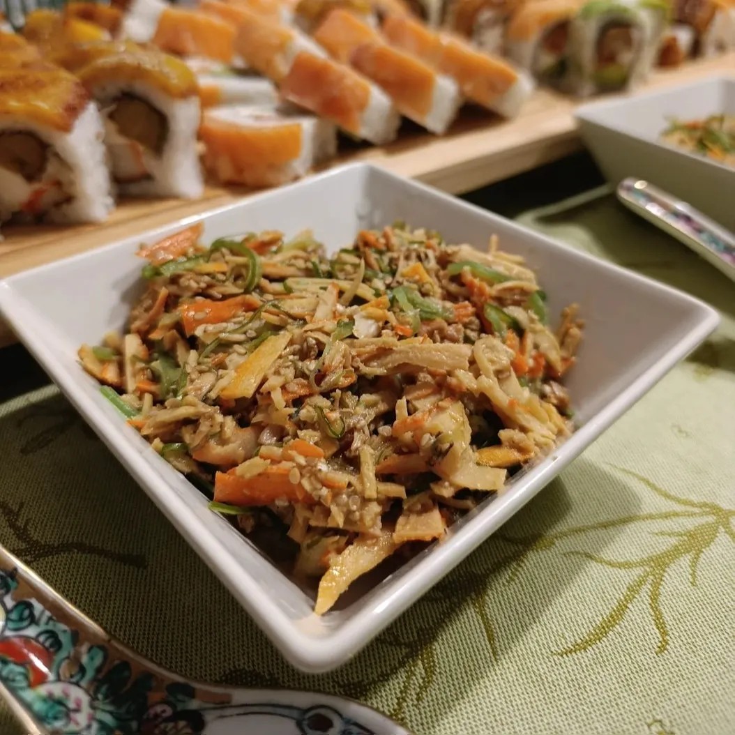 Image alt description