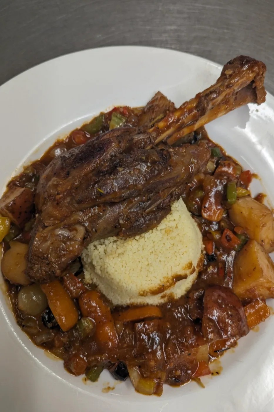 Image alt description