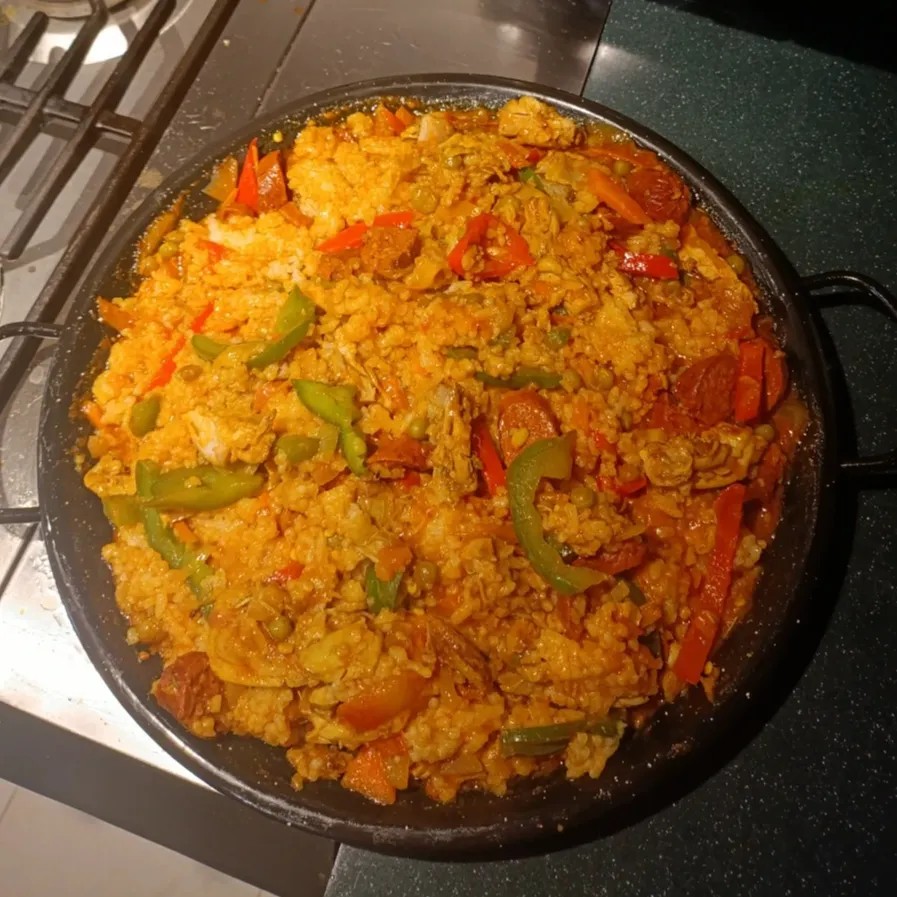 Image alt description