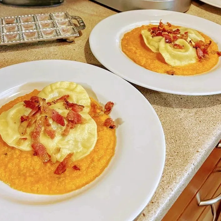 Image alt description