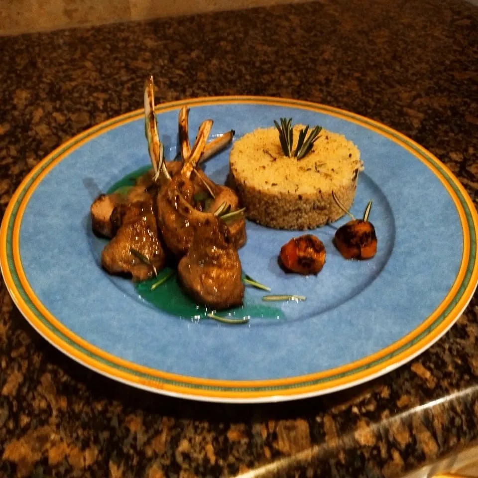 Image alt description