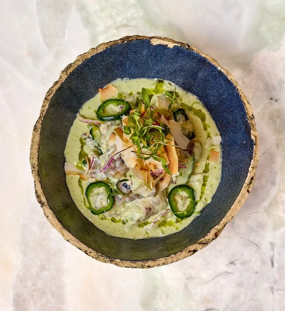 Image alt description