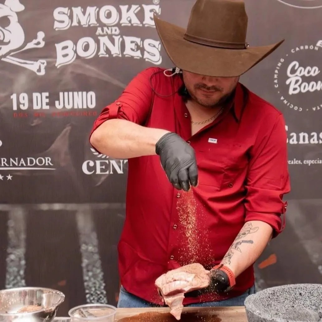 Image alt description