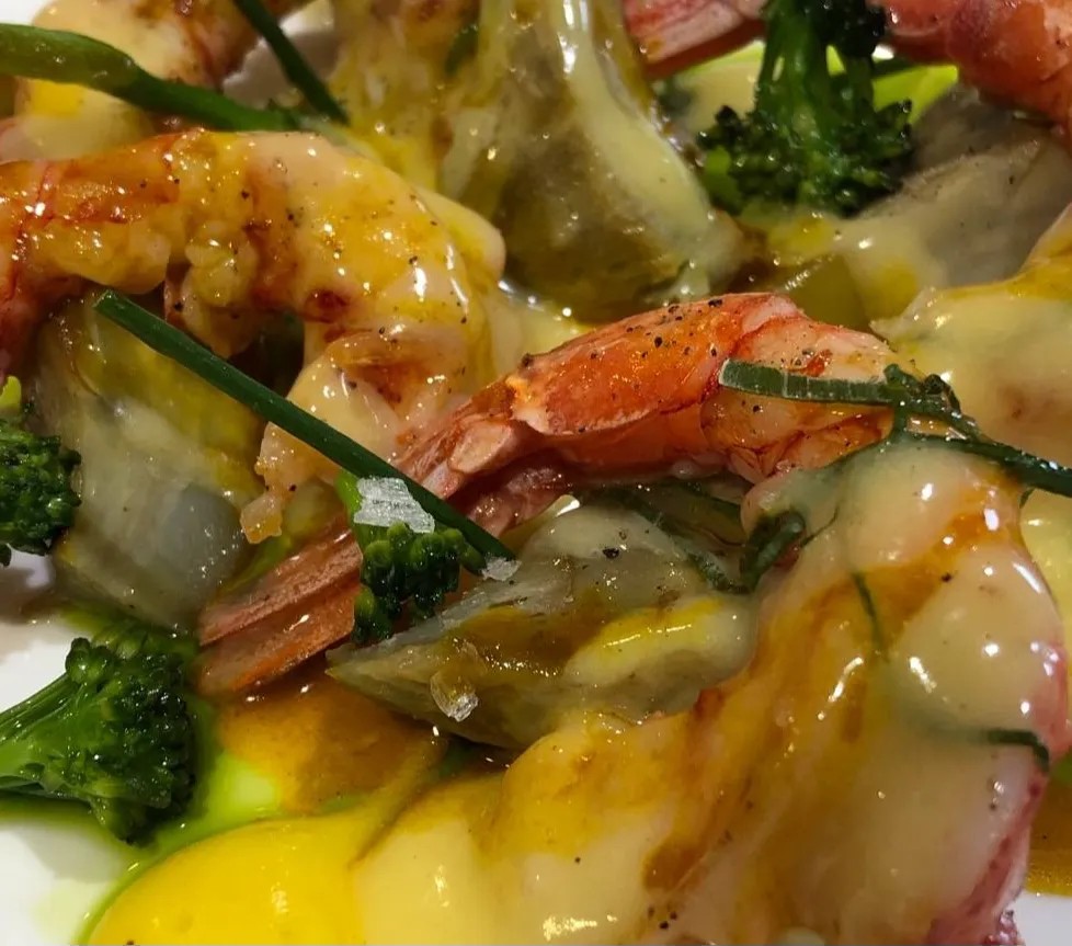 Image alt description