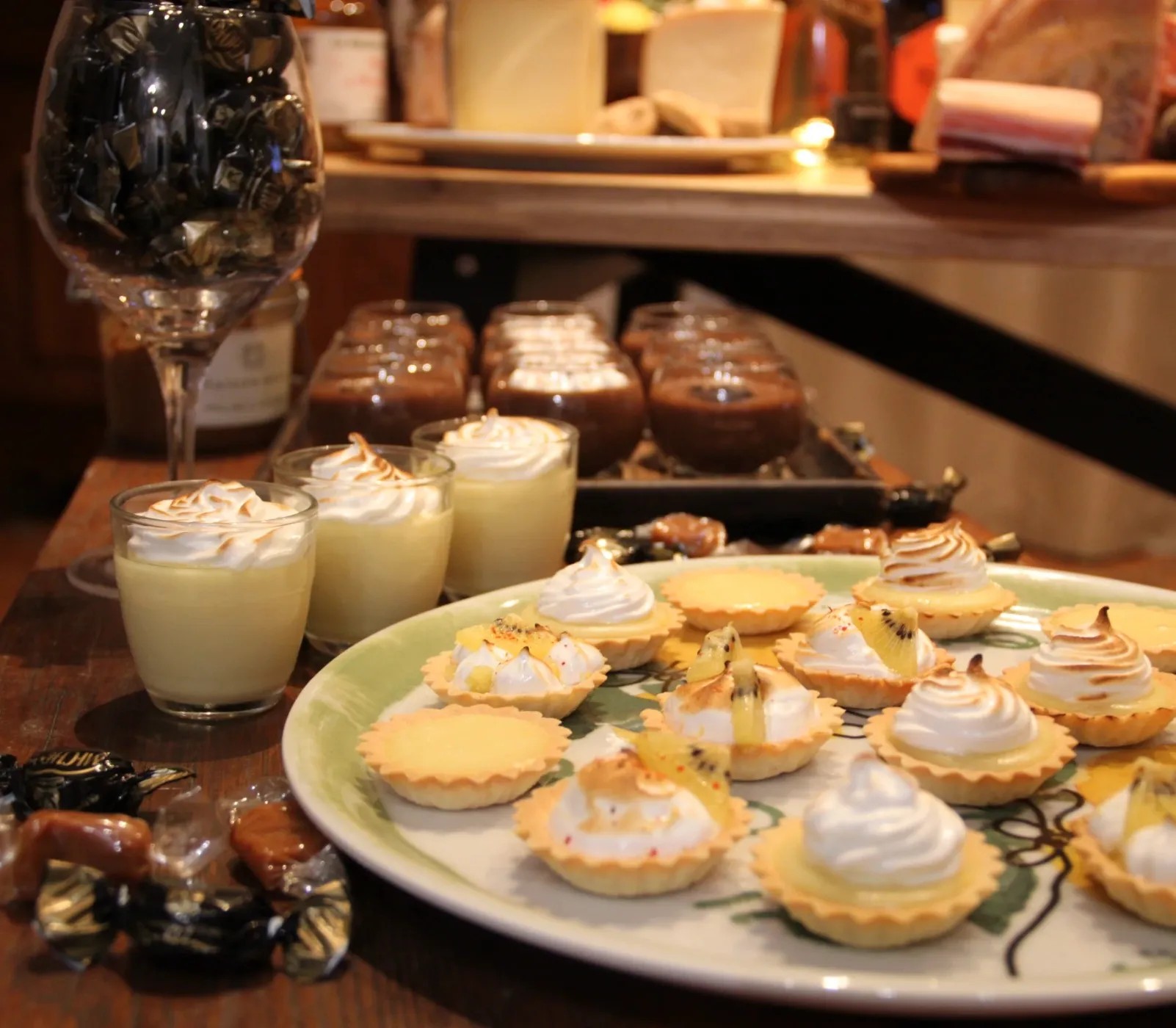 Image alt description