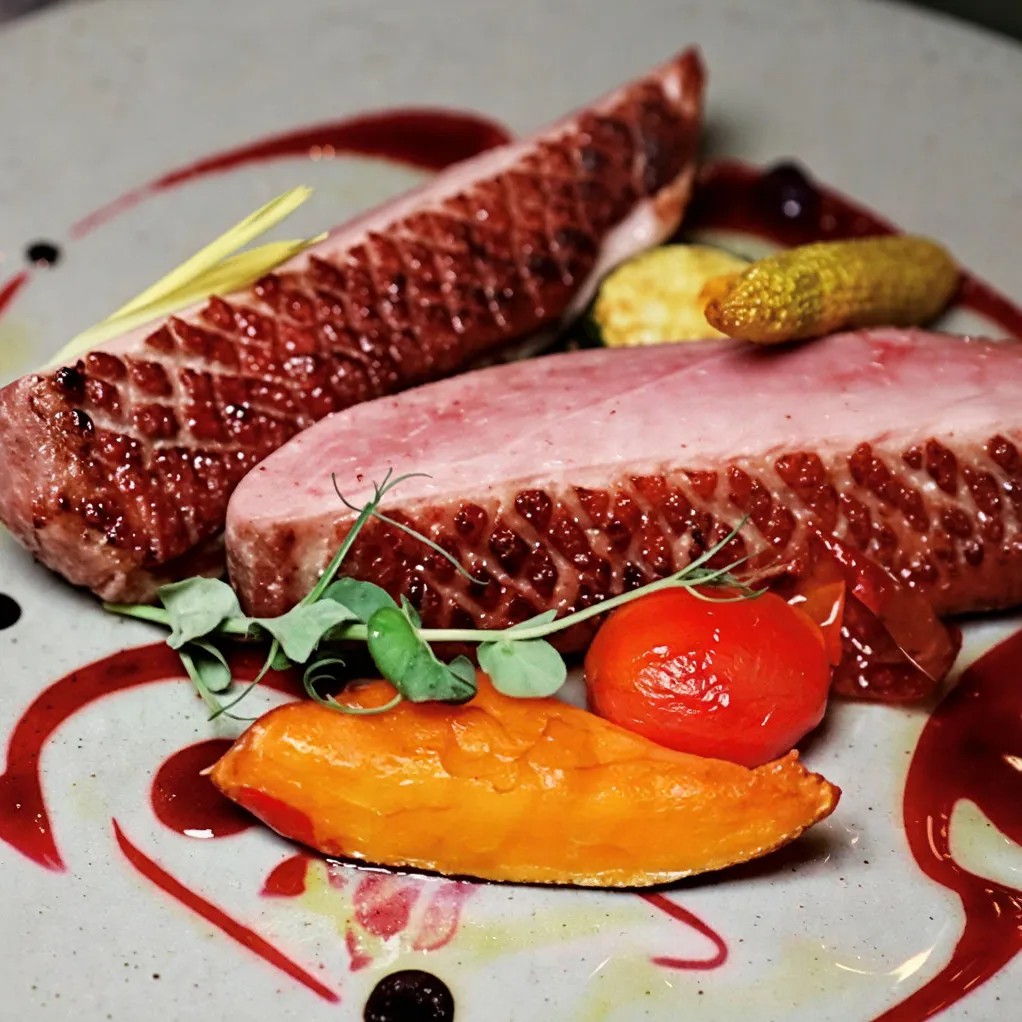 Image alt description