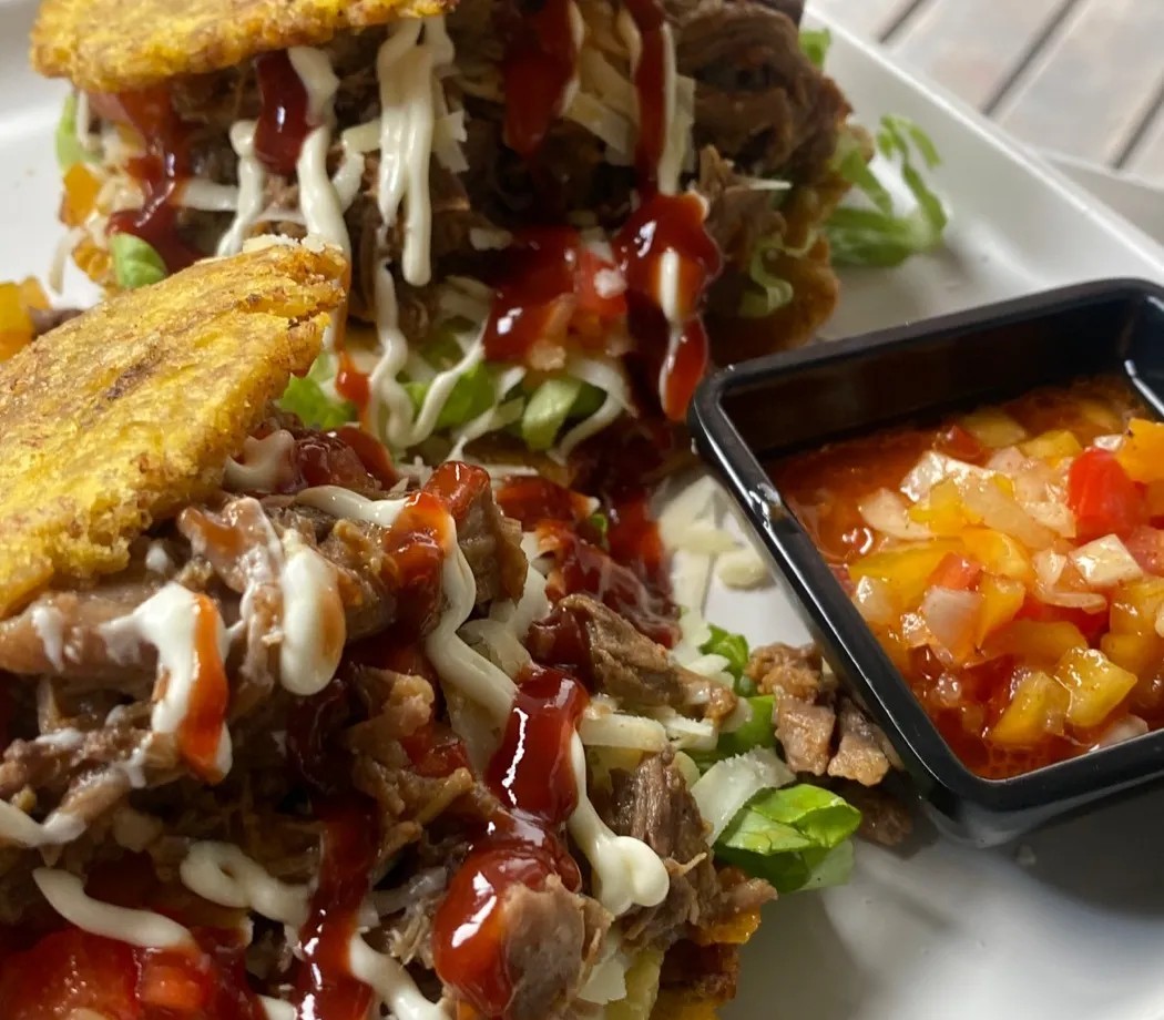 Image alt description