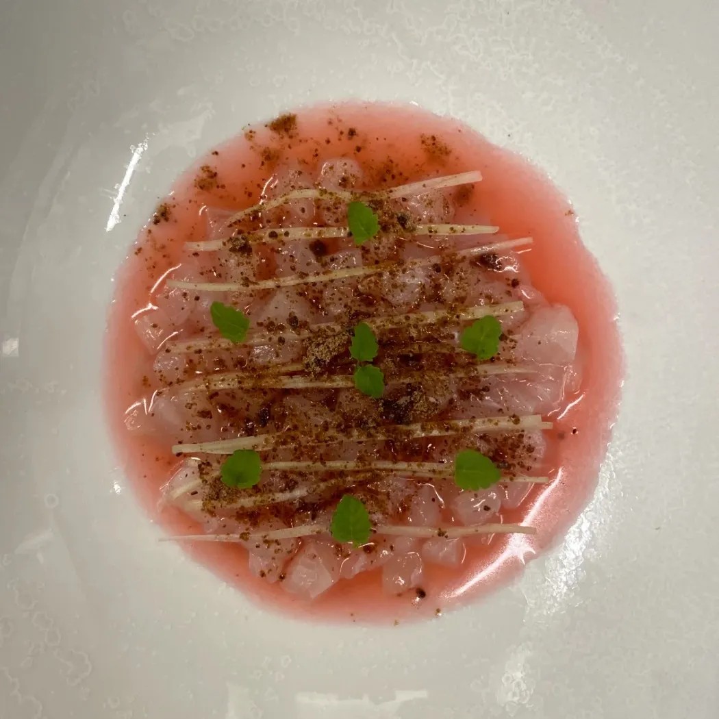 Image alt description