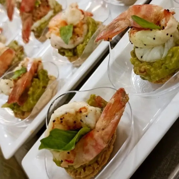 Image alt description