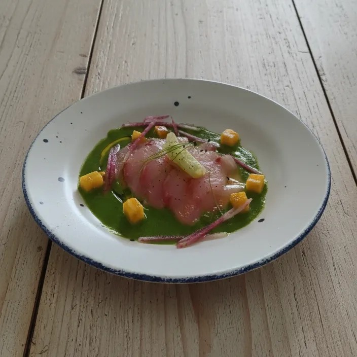 Image alt description