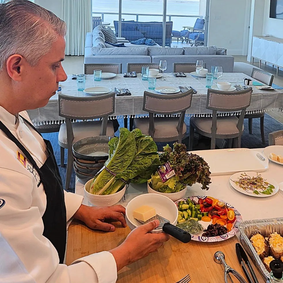 Image alt description