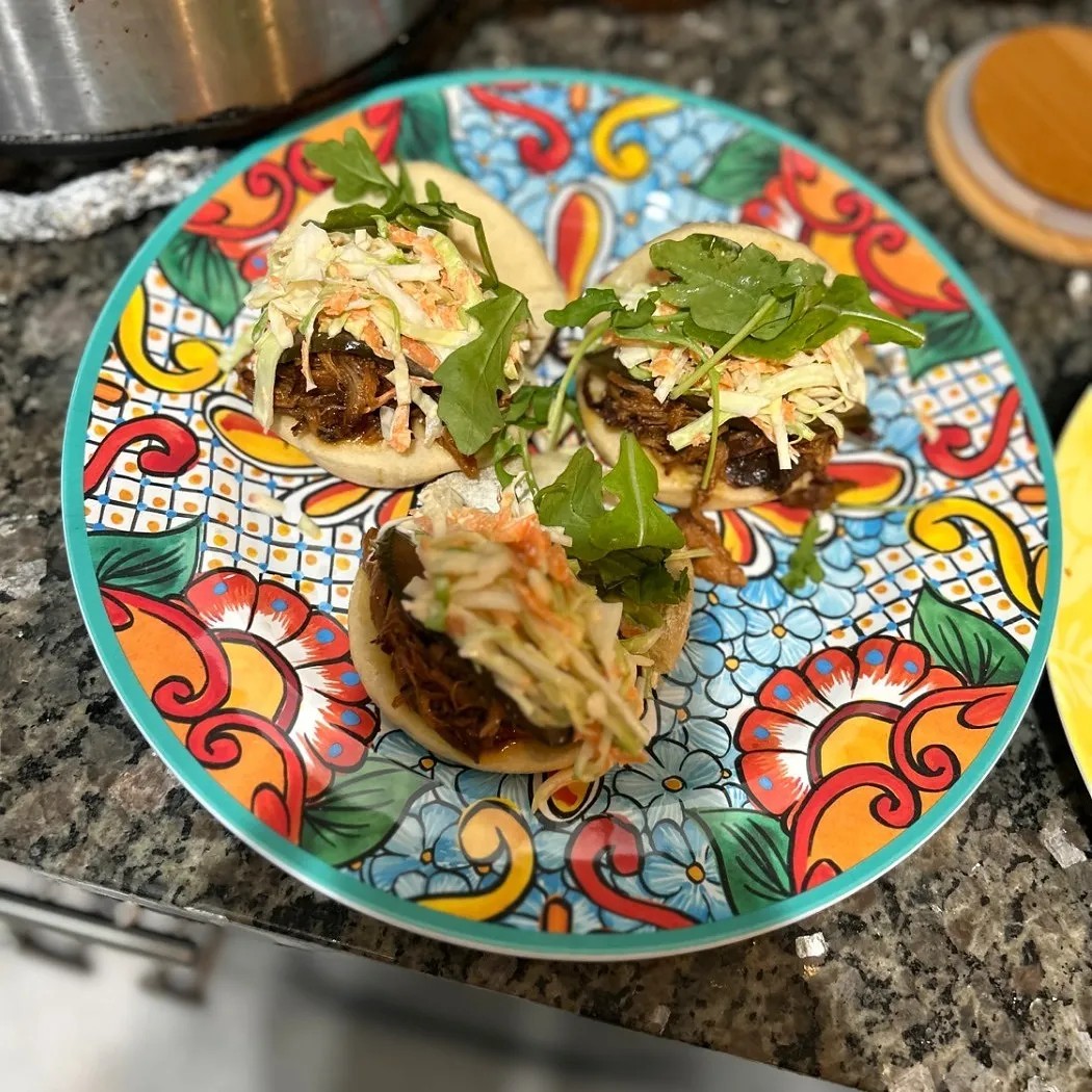 Image alt description