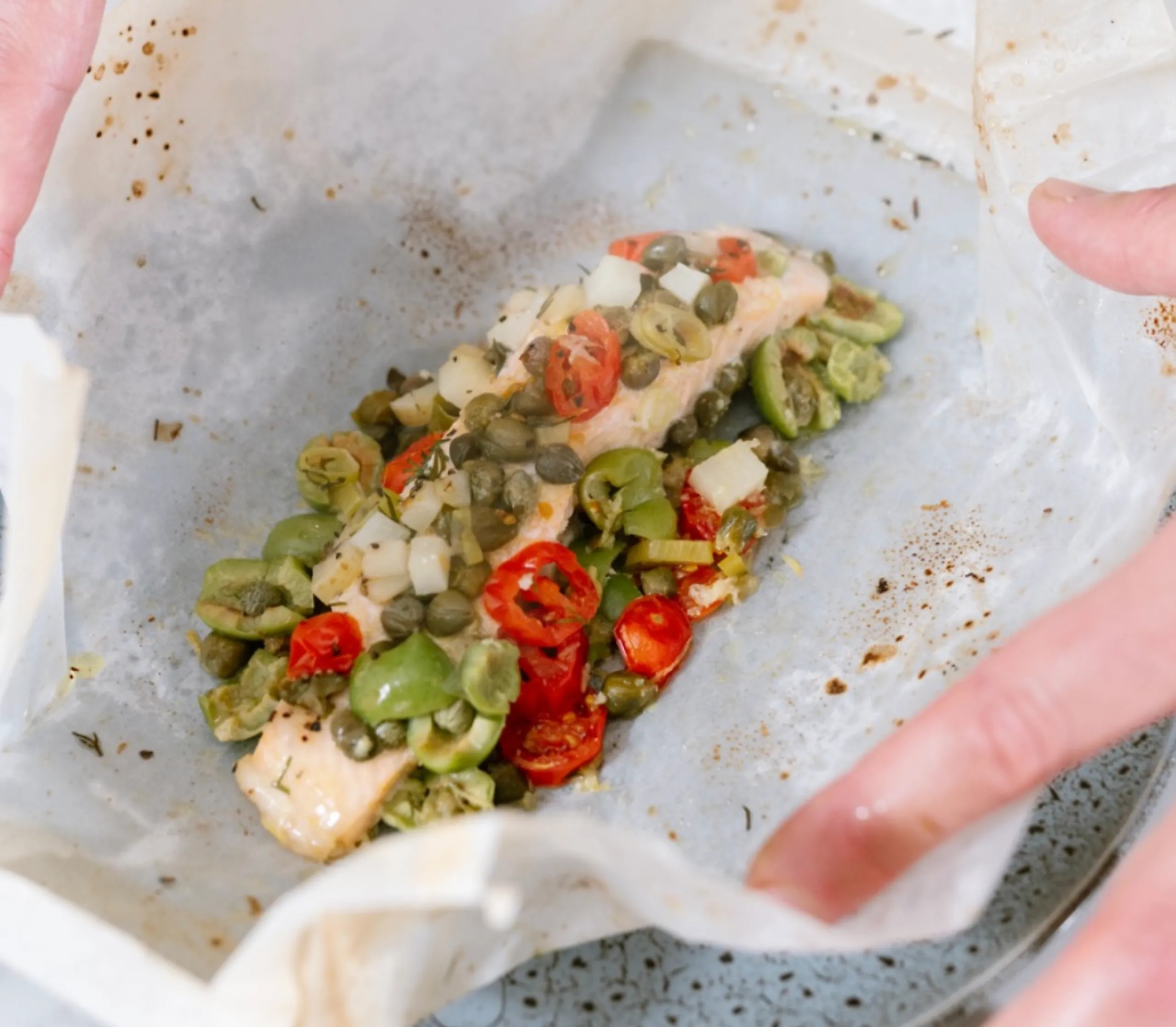 Image alt description