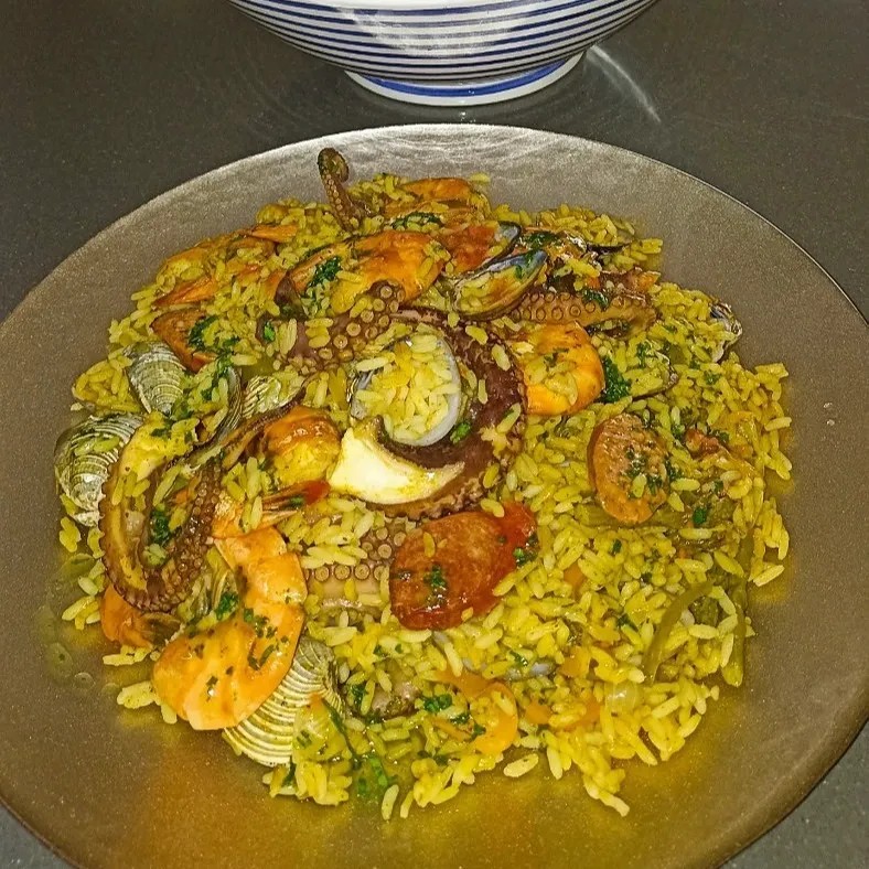 Image alt description