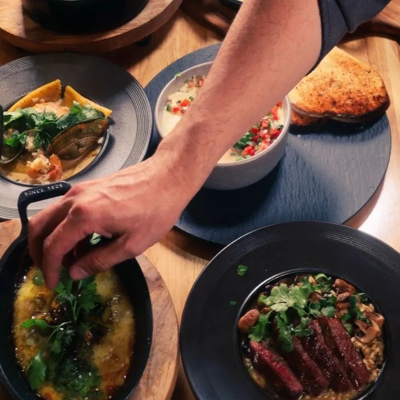 Image alt description