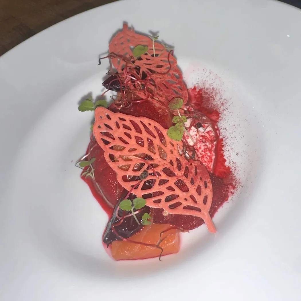 Image alt description