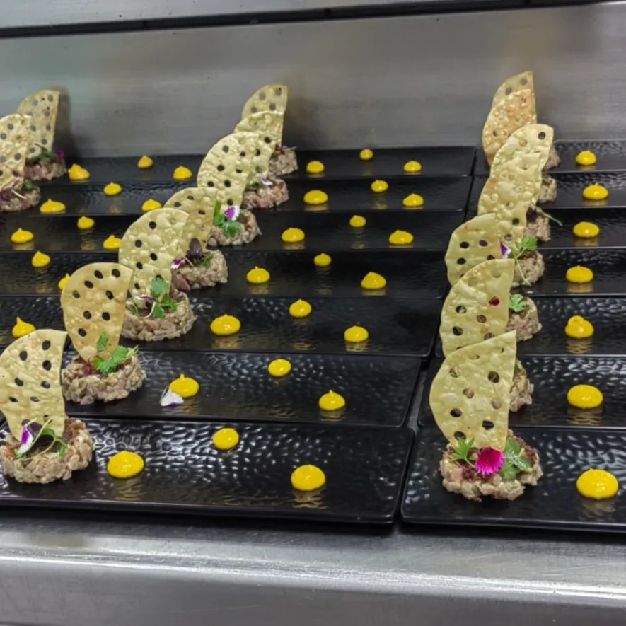 Image alt description