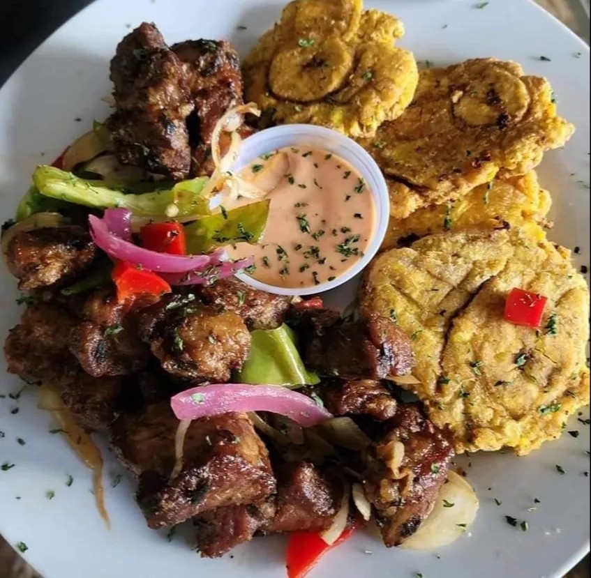 Image alt description