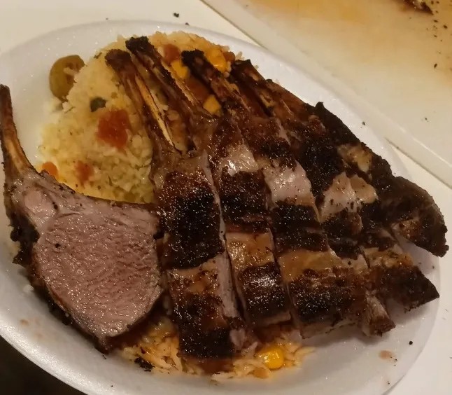 Image alt description