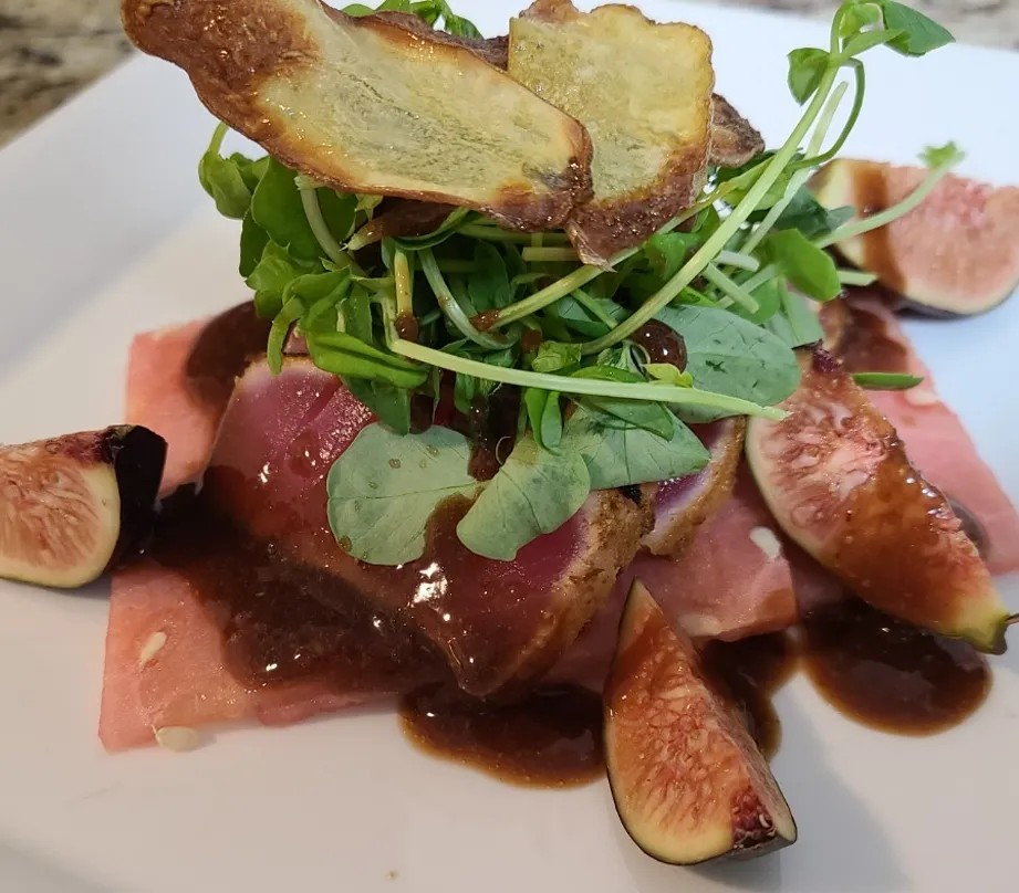 Image alt description