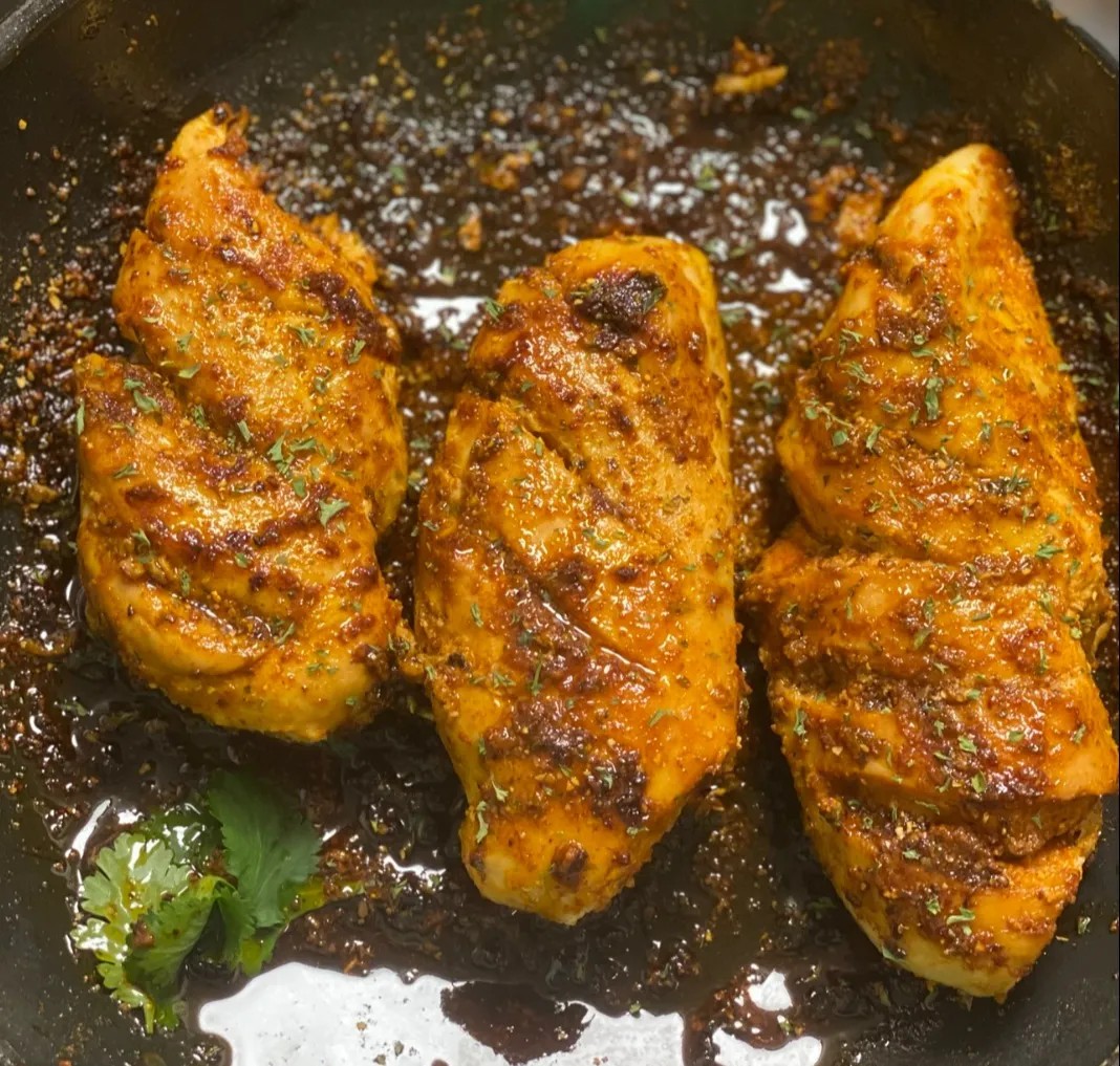 Image alt description