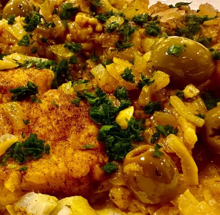 Image alt description