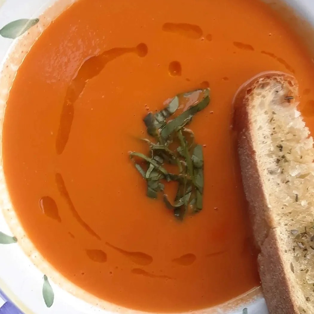 Image alt description