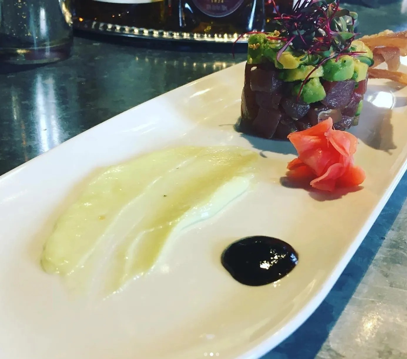 Image alt description