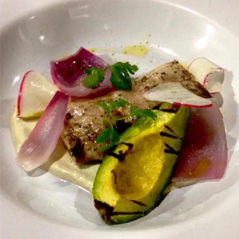 Image alt description