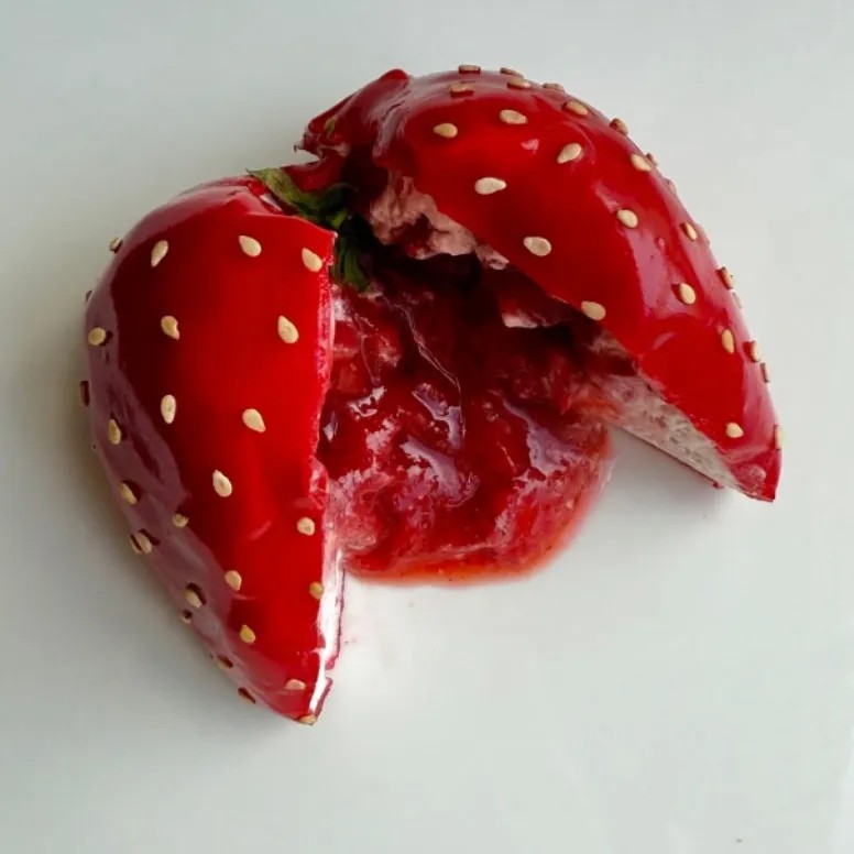 Image alt description