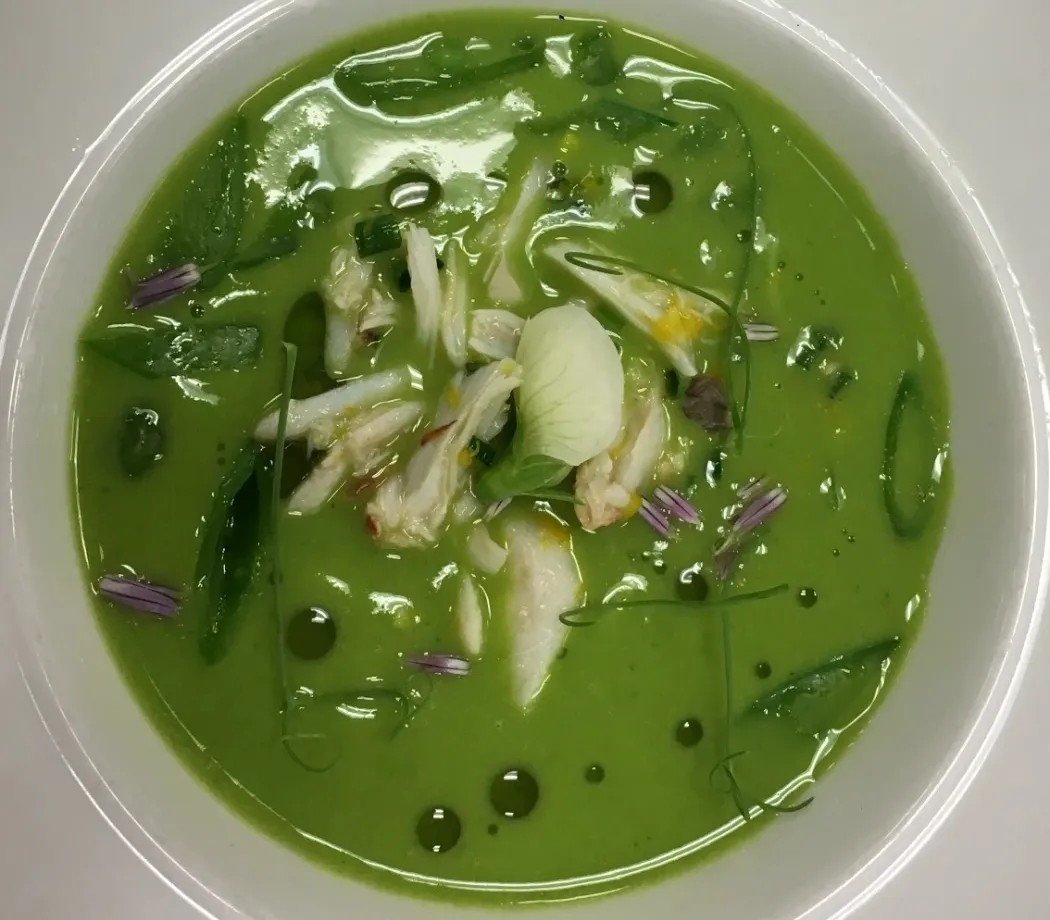 Image alt description