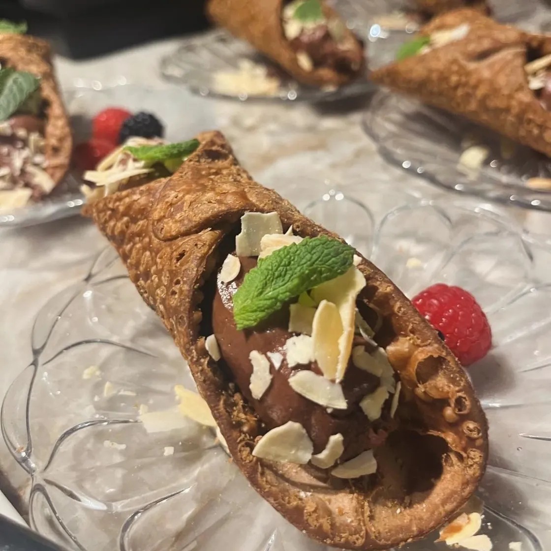 Image alt description