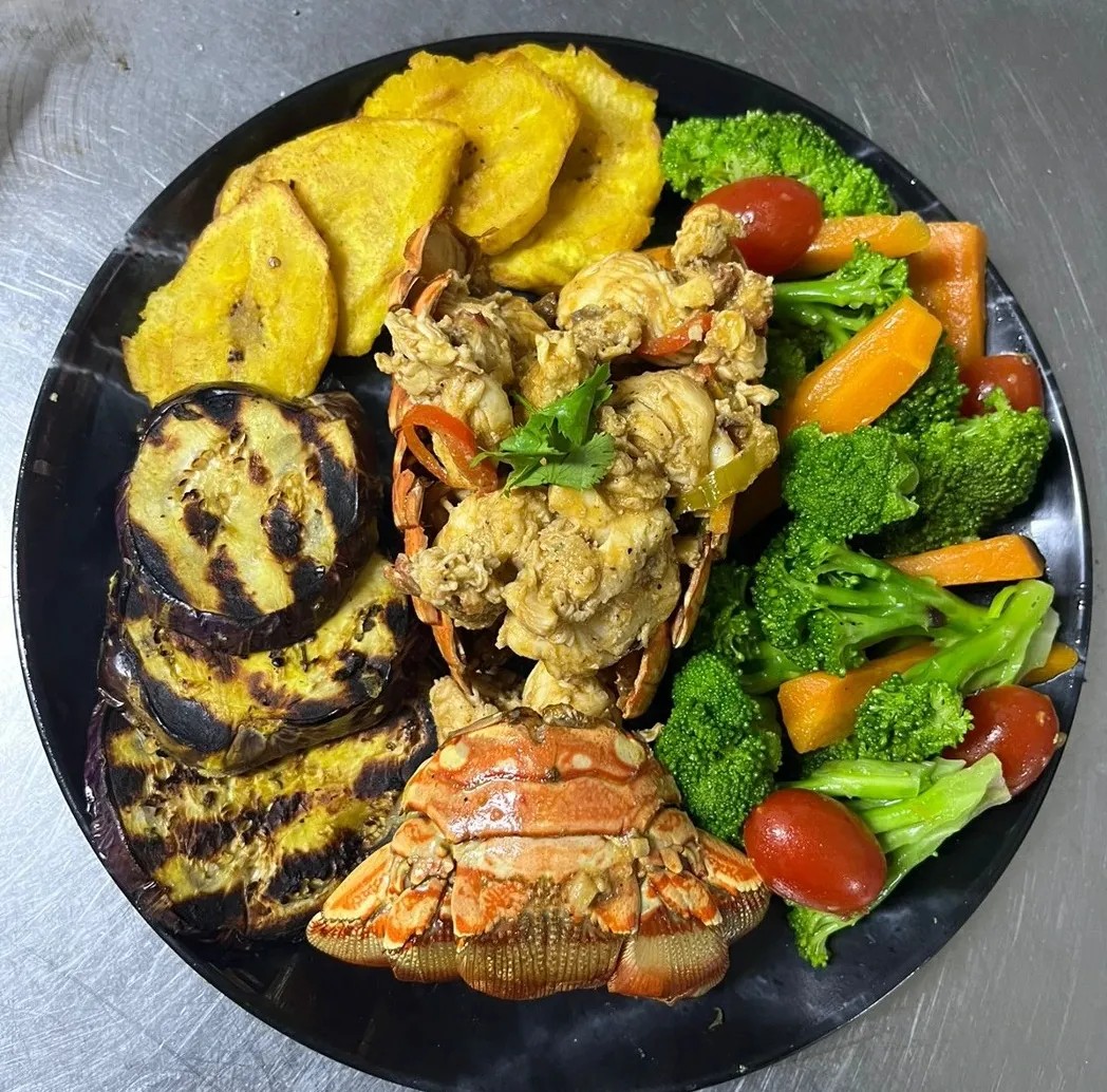 Image alt description